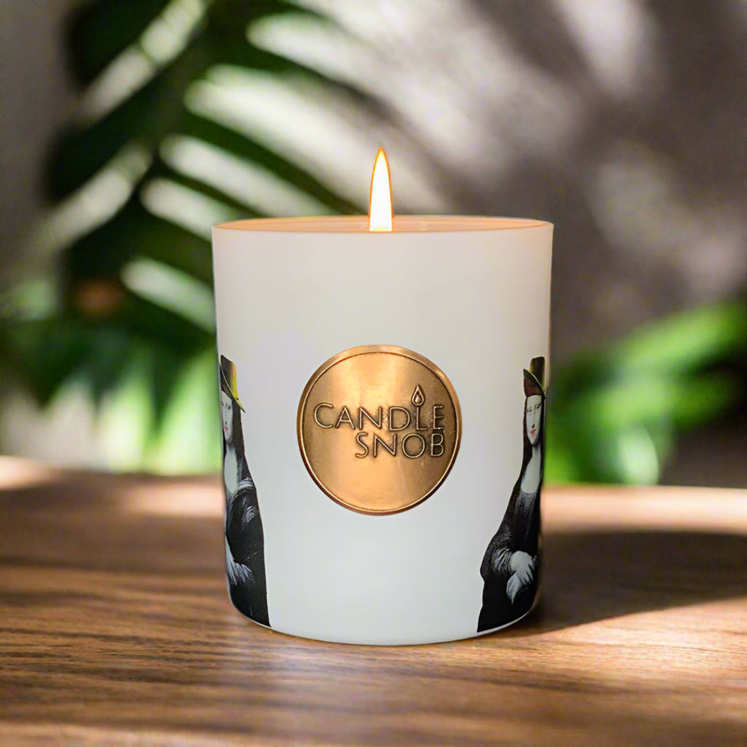 mona lisa inspired candle